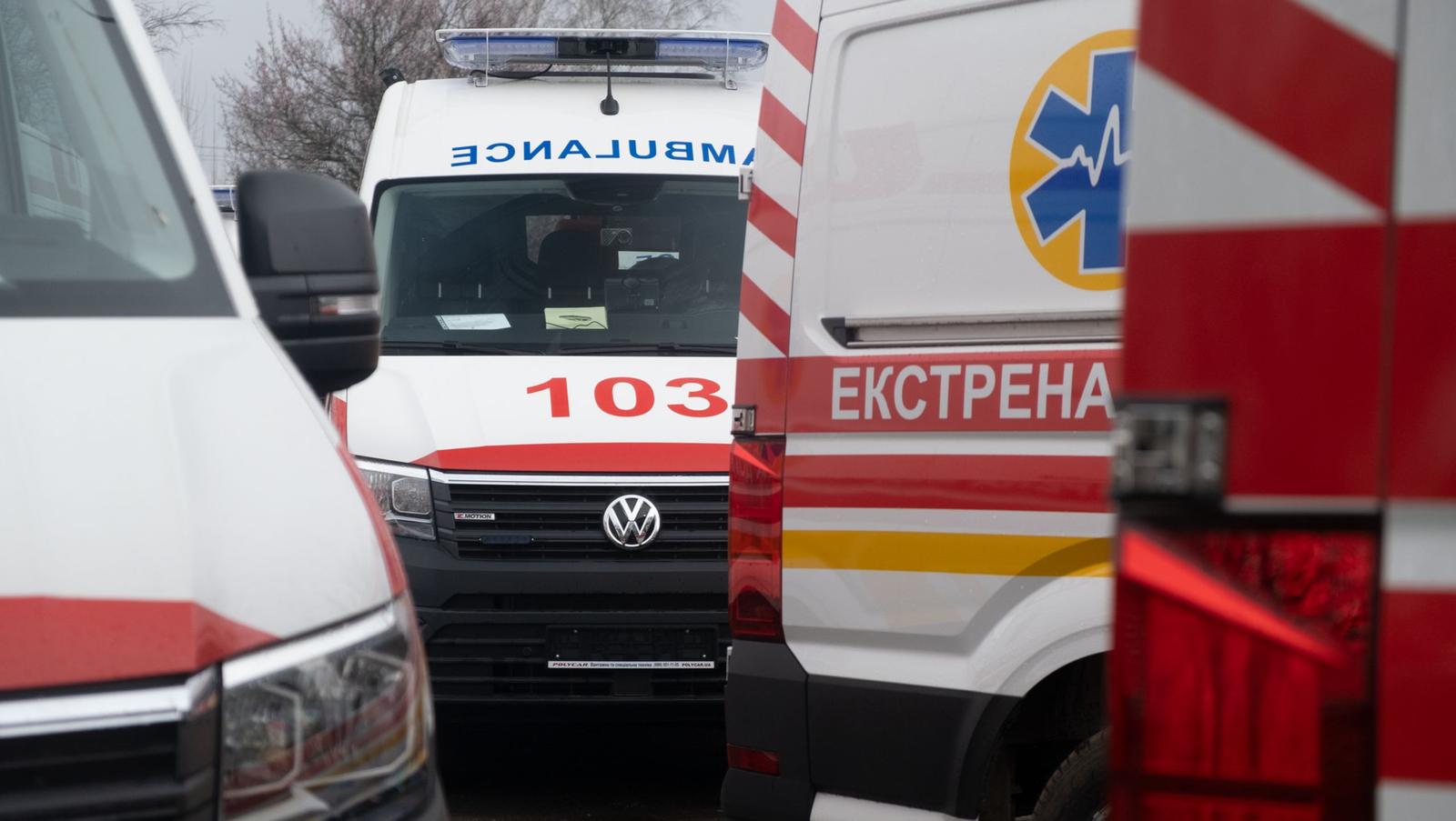 12 four-wheel drive ambulances were sent to five oblasts of Ukraine: Dnipropetrovsk, Volyn, Rivne, Ivano-Frankivsk and Sumy