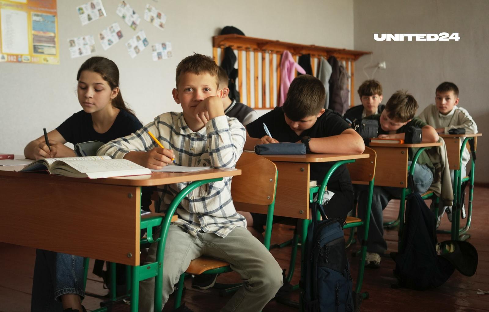 3 Volyn Region Schools Receive Generators Thanks to Contribution From Pipedrive Via UNITED24