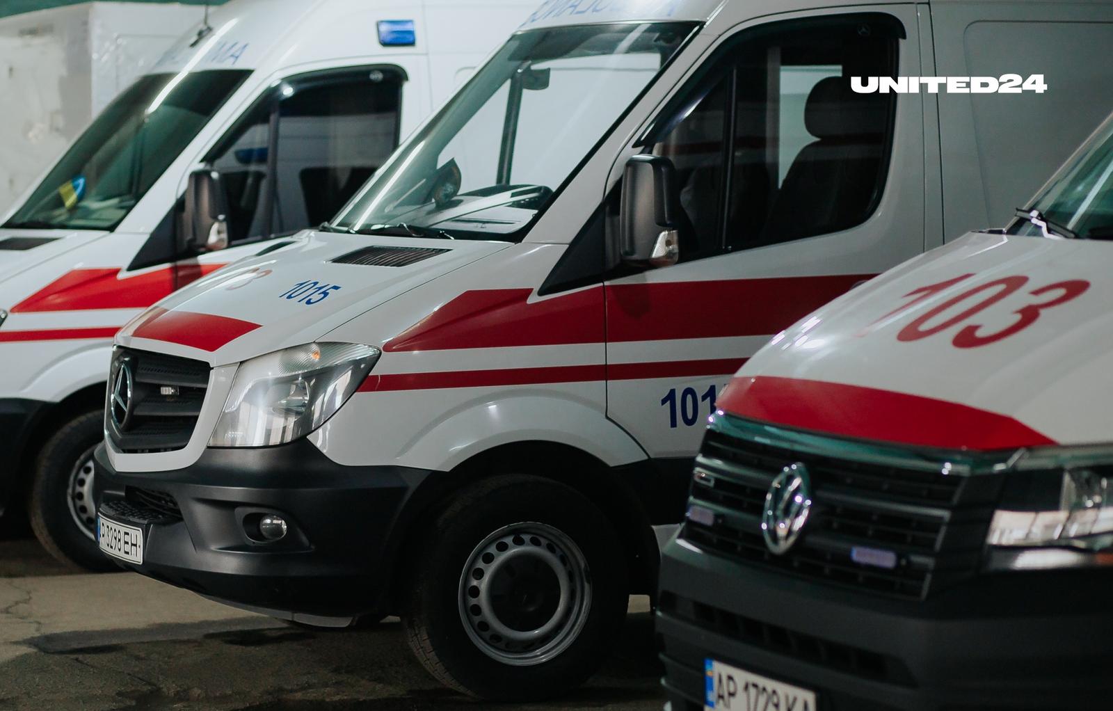118 000 $ на машини швидкої від Help Ukraine Now