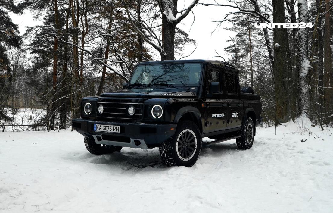 6 off-road vehicles for state institutions from AWT Bavaria