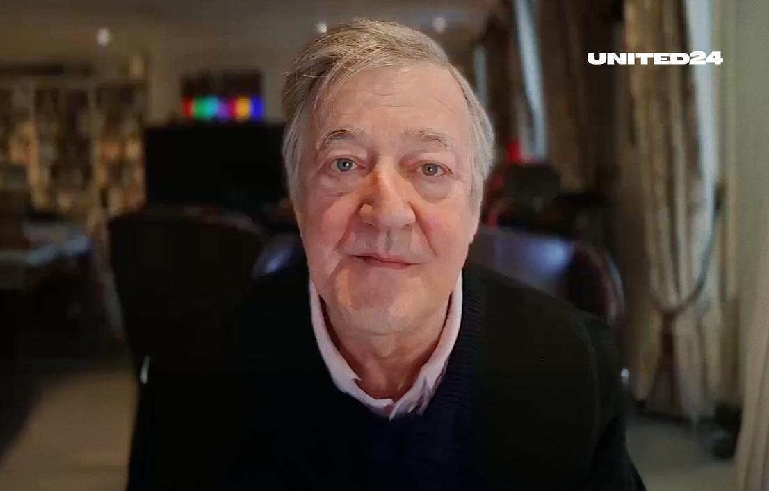 Стівен Фрай читає вірш Василя Симоненка до Всесвітнього дня поезії