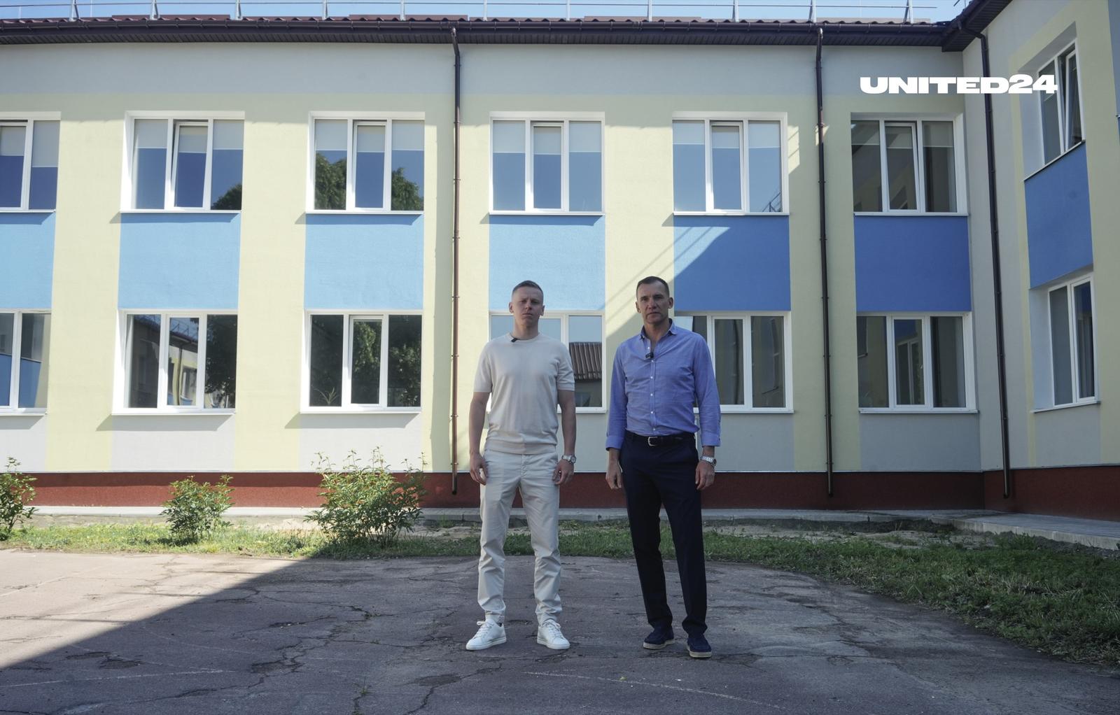 Oleksandr Zinchenko and Andriy Shevchenko visited the rebuilt Mykhailo-Kotsiubynskyi School