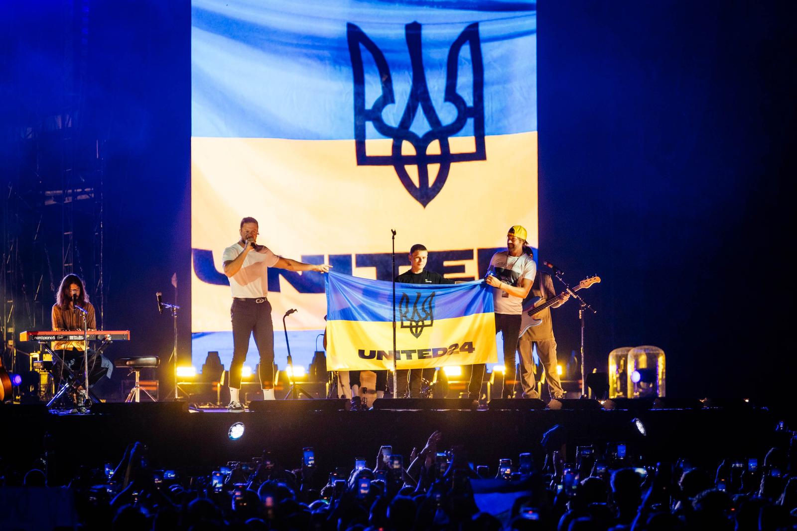 Музичне відео Imagine Dragons Crushed на підтримку напряму «Відбудова України»